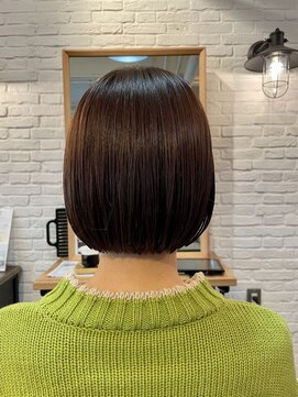 アーチ ミュウ(ARCH mew) 【ARCH mew 有浦】オレンジ×ショートボブ