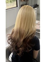 ヴァンクラウド 奈良店(VENT-CLOUD)&nbsp;抜きっぱなしブロンド×6Dエクステチョコレートルーツカラー