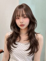 シー 池袋(SHE) 池袋/池袋駅/学割U24/前髪カット/顔周りカット/インナカラー