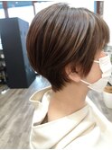 白髪ぼかしハイライト☆くびれショート