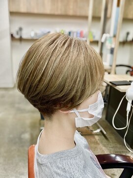 ベルクープス 天王寺店(Belle Coupes) 【Bellecoupes】平田澄香 ハイライト 刈り上げショート