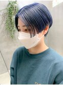 センターパート、ハンサムショート、ネイビーカラー、ブルー