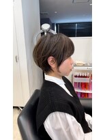 イヴォークトーキョーオーサカ(EVOKE TOKYO osaka)&nbsp;くびれ 抜け感ショート透明感カラー ハイライト