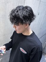 フレイム(FLAME)&nbsp;【FLAME 天文館】波巻きパーマヘア×黒髪マッシュヘア