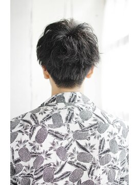 シュシュット(chouchoute) 吉祥寺2分/束感韓国マッシュパーマ波巻きウルフハイライト/018