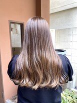 ココカラヘアー ニコ(cococara hair nico)&nbsp;ロング/レイヤー/オリーブ/グレージュ/トリートメント/顔まわり