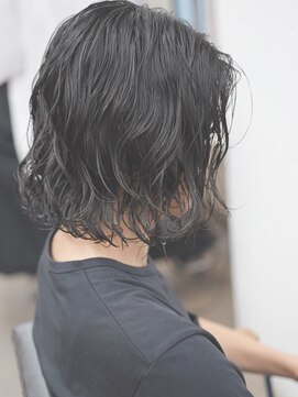 ユノ(juno) メンズミディアムパーマ　スパイラルパーマ