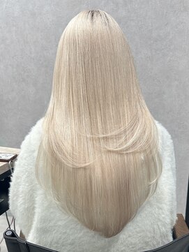 ロウル 渋谷(LOWRL) ホワイトブロンド×エクステ70枚