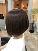 前下がりボブ