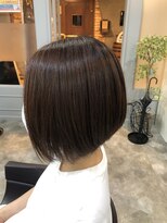 アクロ(ACRO) 前下がりボブ