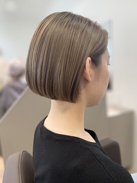 ジエクト アイロ(The Ect ilo) 【似合わせボブ】ミニマルボブ/ヘイリーボブ/江坂駅