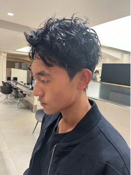 ピークアブー ワン(PEEK-A-BOO ONE) 無造作パーマメンズヘアメンズショート