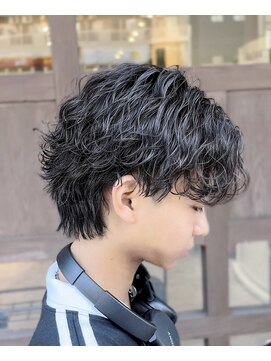 ビューネオ(VIEW NEO) スパイラル/縦落ちパーマ/メンズカット40代/メンズパーマ40台