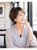 50代60代ひし形ショートボブ艶感小顔上品若見え美人スタイル