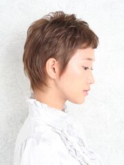 おしゃれ女子のウルフヘアで作るベリーショートスタイル☆