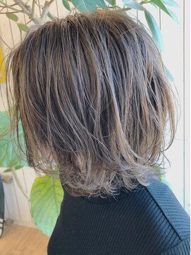 パコ(Paco) ☆レイヤーボブ×ミルクティーベージュ♪