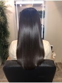 プラチナミネコラストレート