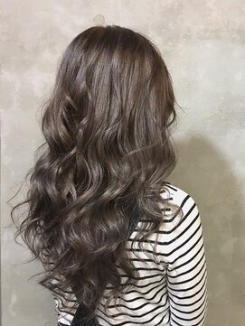 ロビン(ROBIN) hugbymerry渡辺 today's back shot《1114》