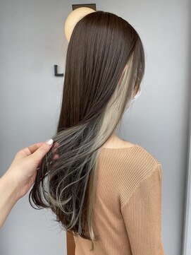 ルトワ(Lutowa) 柔らかベージュ × ホワイトベージュのインナーカラー