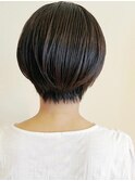 思わず触れたくなるような質感のハンサムショート/メンズライク