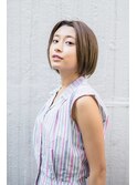切りっぱなし前髪センターパートボブ/オリーブカラー