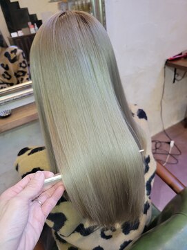 リリアン(Ririan) 【橋本】カット+自社製品髪質改善トリートメント