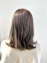 トップスタイル シズオカ(TopStyle SHIZUOKA)&nbsp;ミディアム×オリーブカラー×美髪