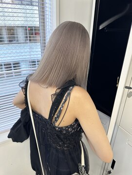 ペレ 渋谷(PELE) kya127斜めバング/グレージュカラー/デザインカラー/渋谷/渋谷駅