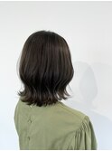 オリーブグレージュ