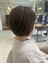 ルル カリス(lulu CHARIS)&nbsp;ナチュラルショートボブ