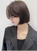 大人ショートボブ切りっぱなしワンホンヘア前髪なし A0404