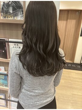 ユーフォリア 青山(Euphoria) 【担当きょうこ】赤み消しオリーブベージュ/似合わせ小顔カット