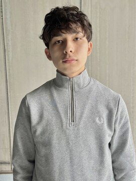 シーア(ciia) ニュアンスパーマ カーリーパーマ くせ毛風 メンズパーマ