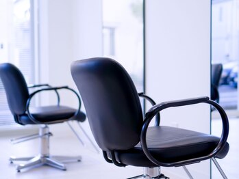 ナビ(#Nabi)の写真/スタイリストがカウンセリングから仕上げまでしっかりと担当させて頂きますので安心してお任せください☆