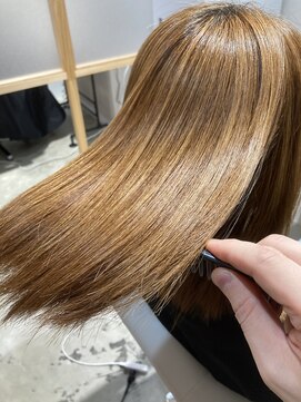 ユーリカ リチェルコ 四天王寺前夕陽ケ丘店 酸性ストレート/縮毛矯正