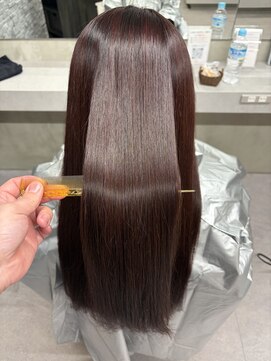 ルーツ ヘアデザイン(Roots hair design) うる艶ピンクベージュ