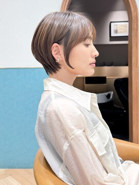 ロンド レイ 立川(Lond Ray) ハンサムショート/丸みショートボブ/20代30代40代50代/顔周り