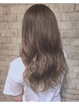 オルト(Ort) 〈お客様スナップ〉透明感☆サファイアブルー