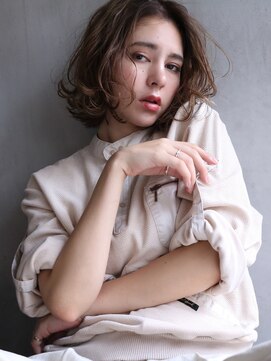 ソカラ(socala) くせ毛風ハイライトボブ