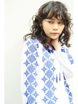 畔に high perm long