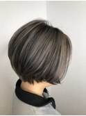 ローライト×ショートスタイル