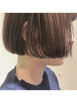 マリーナヘアー(marina hair) 【marina】　ミニボブ