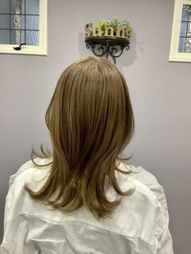 サニー(Sunny) くびれミデイアムロング