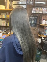 オーバーキャプテンネイキッド(OVER CAPTAIN NAKED) ダブルカラー。グレージュ