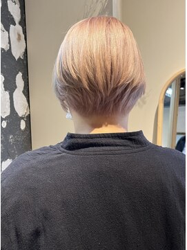 エディ(eddie) 【eddie】ピンクベージュボブ