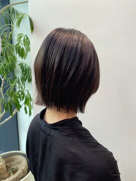 ステア ケース(stair case) 切りっぱなし　くびれヘア