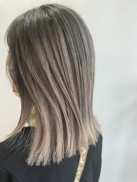 イズ(is.) バレイヤージュ