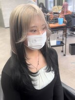 オズ 梅田店(OZ)&nbsp;ホワイト×ブラック/グラデーション風/レイヤーカット