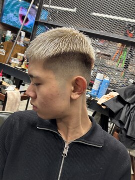 スリーセント 栄(3/cent) ハイトーンフェード