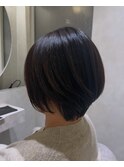 ショートボブ